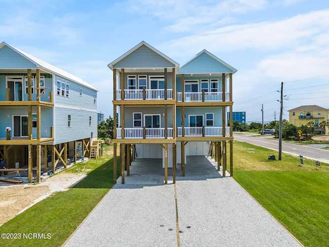 132 Sea Gull Lane North Topsail Beach, NC 28460