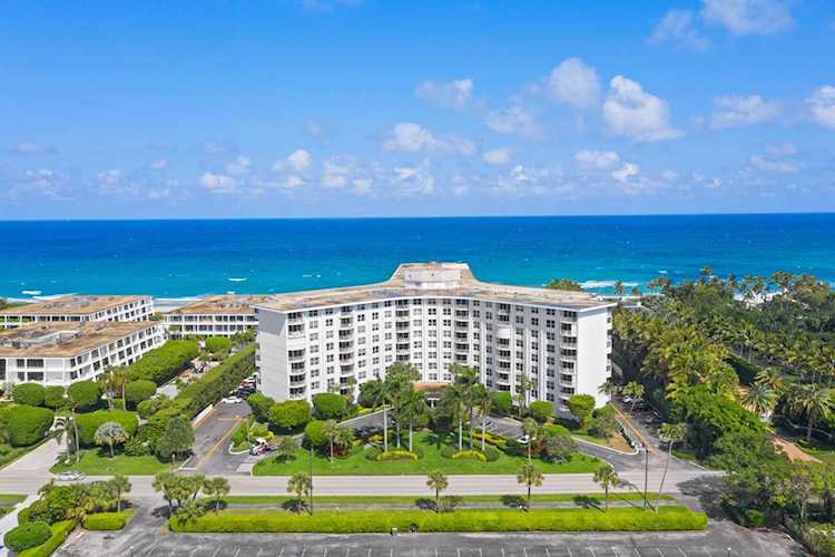 2295 S Ocean Boulevard #409 Palm Beach, FL 33480