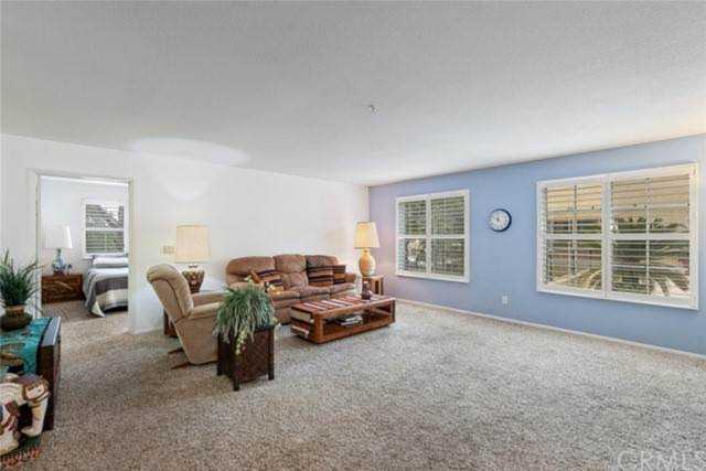 Just Listed 2005 Burton Street #4, San Diego, 92111 Photo 1