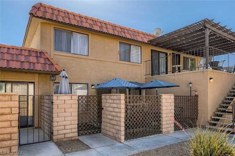 653 Pepper Tree Circle Henderson, NV 89014