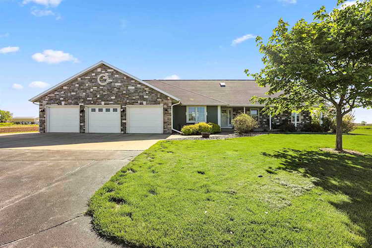 5345 Tower Rd De Pere, WI 54115