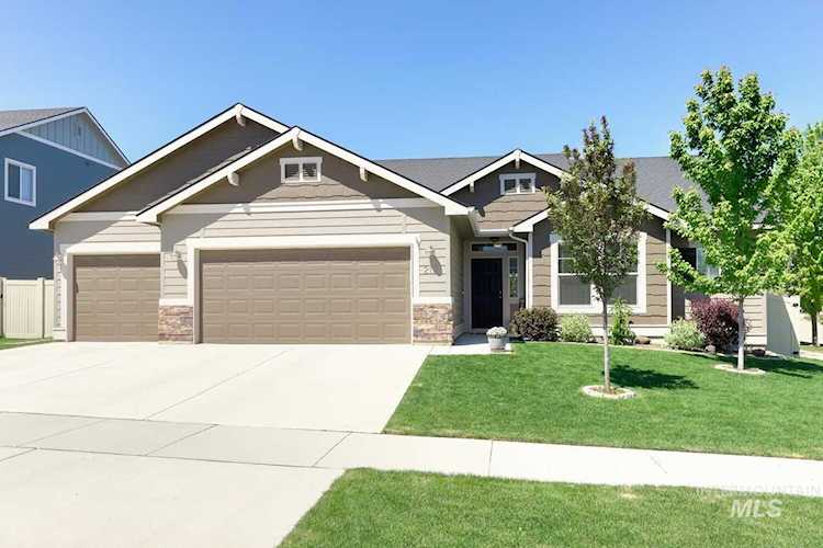 2121 S Woodhouse Ave Meridian, ID 83642