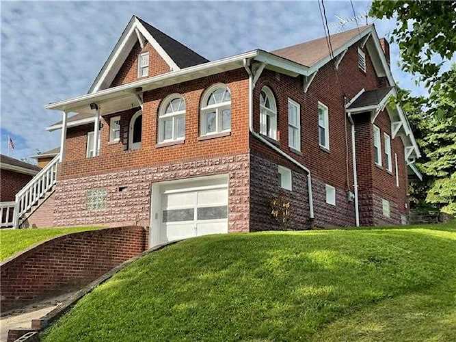 1425 Leeds Monessen Westmoreland PA 15062 $149,724 Photo 1