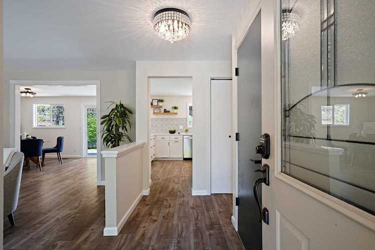 60 SE Myrtlewood St Bend, OR 97702