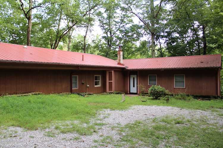320 Flat Rock Rd Mc Minnville, TN 37110