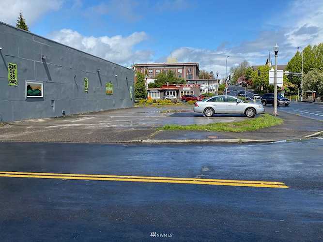 314 Oak St Kelso, WA 98626