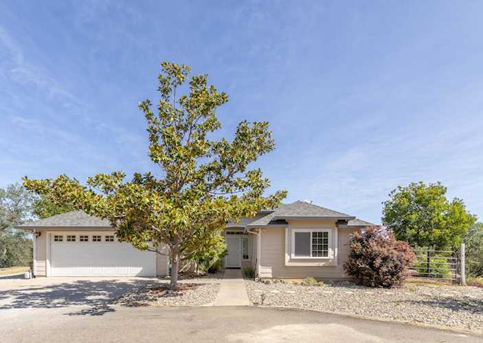 16565 Zephyr Crest Rd Cottonwood, CA 96022