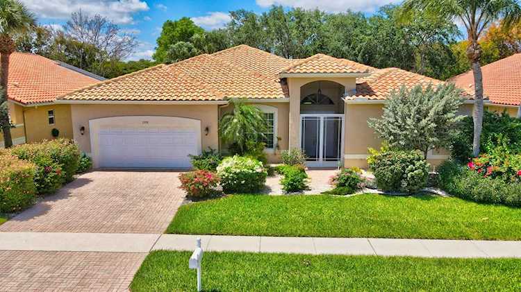 5350 Landon Circle Boynton Beach, FL 33437