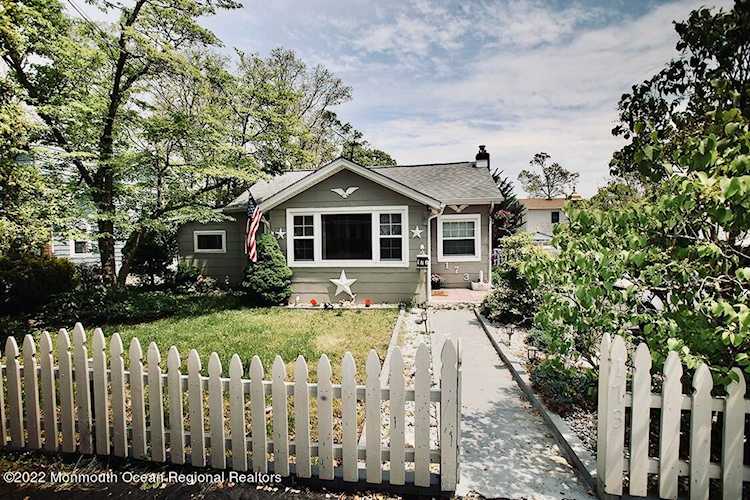 173 Cedarhurst Rd Brick, NJ 08724 | MLS 22215843 Photo 1