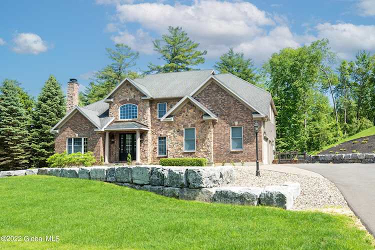 94 Teasdale Dr Slingerlands, NY 12159