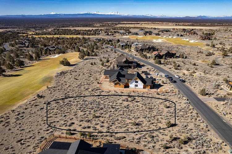 Lot 110 Vaqueros Way Powell Butte, OR 97753