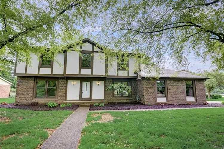 3694 Stratford Place Carmel, IN 46033 | MLS 21854903 Photo 1