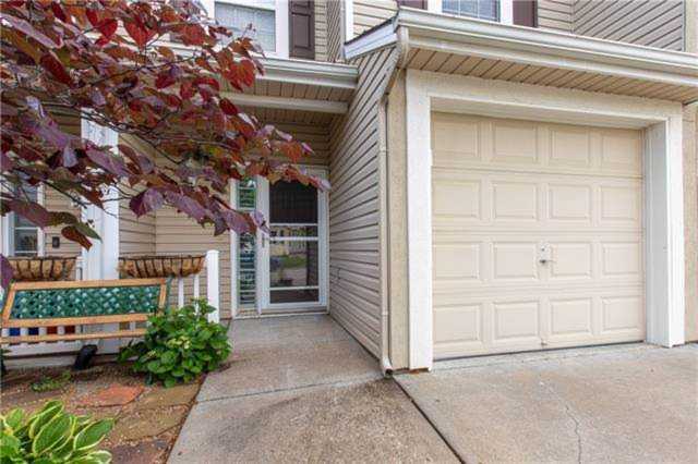 9513 N Main St Kansas City, MO 64155
