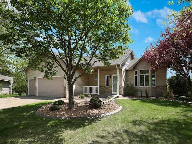 8930 Dunbar Knoll N Brooklyn Park, MN 55443