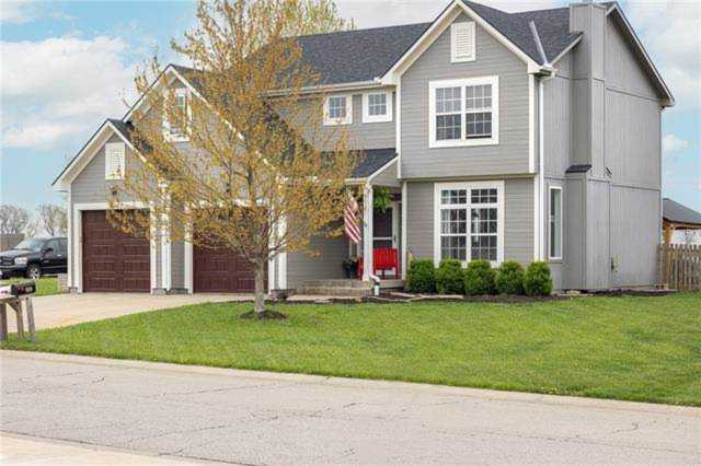 9801 E 222nd St Peculiar, MO 64078