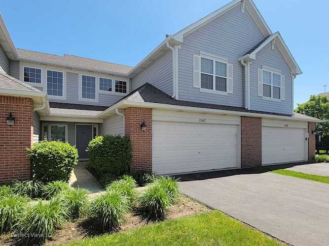 1547 S Candlestick Way #1547 Waukegan, IL 60085