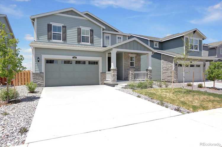 435 N Old Hammer St Aurora, CO 80018