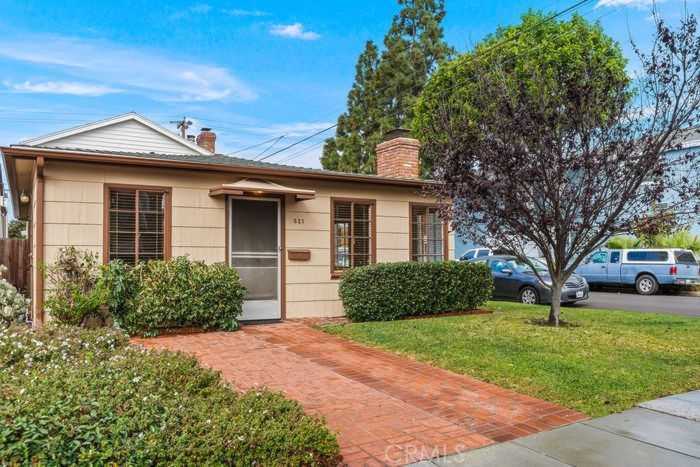 521 Larkspur Ave Corona Del Mar, CA 92625