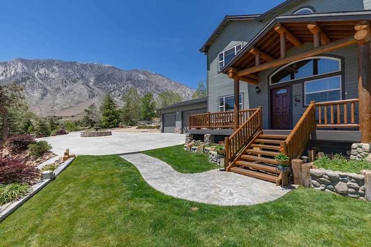 259 Pinon Dr Swall Meadows, CA 93514