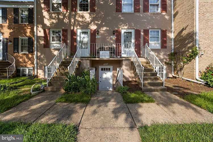 14451 Cool Oak Ln #14451 Centreville, VA 20121 | MLS VAFX2069948 Photo 1