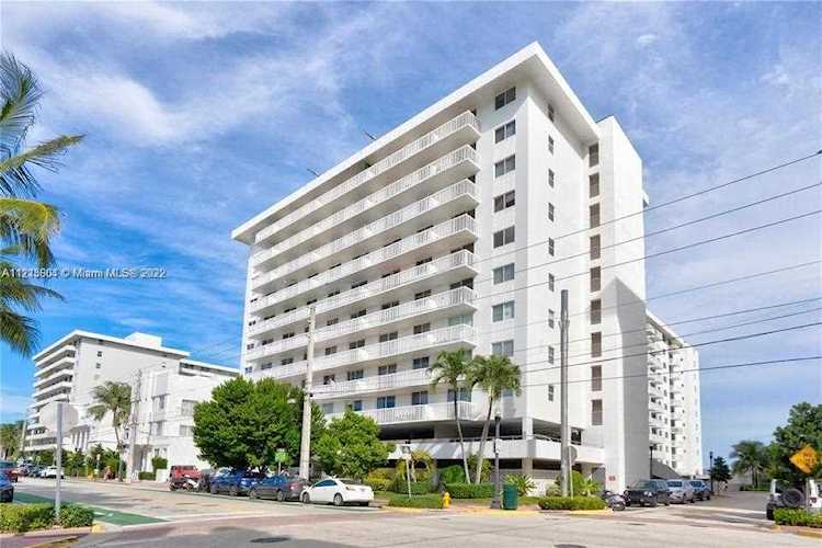 401 Ocean Dr #1002 Miami Beach, FL 33139