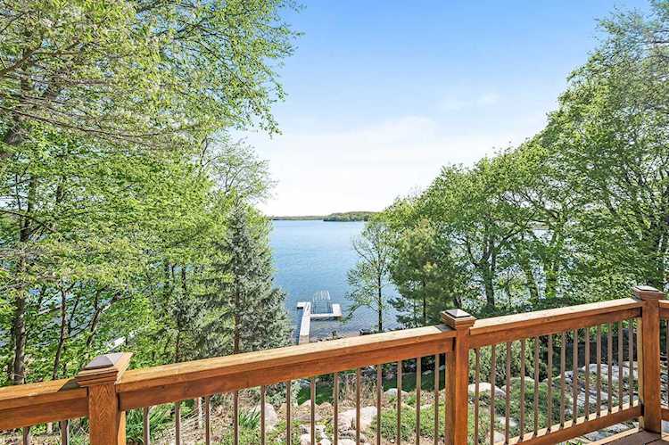 3840 Lone Cedar Lane Chanhassen, MN 55318