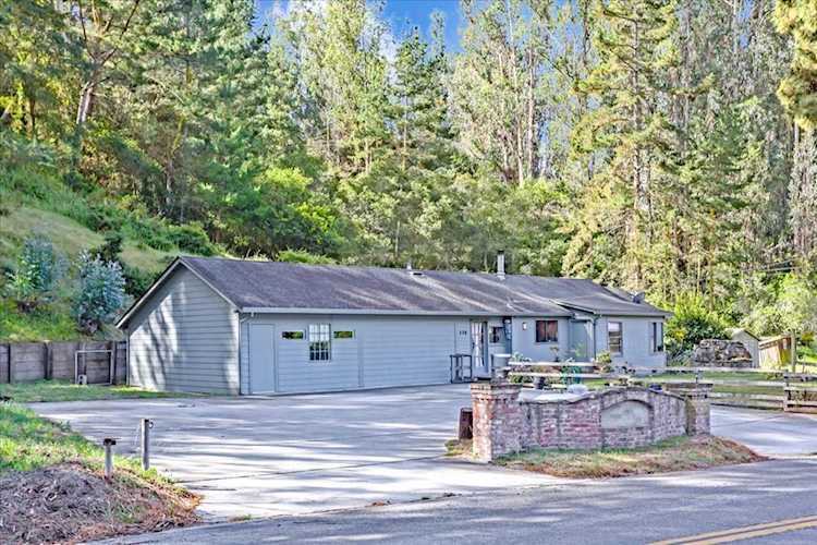 530 Paradise Road Salinas, CA 93907