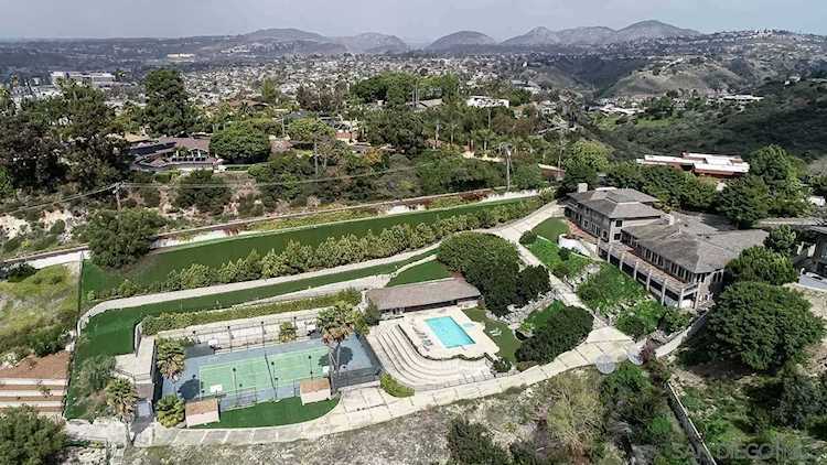 4605 Yerba Santa Dr San Diego, CA 92115