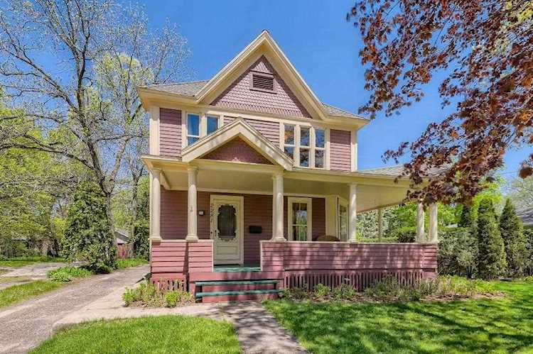 2281 4th Street White Bear Lake, MN 55110