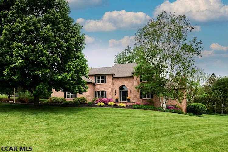 104 Aspen Drive Boalsburg, PA 16827