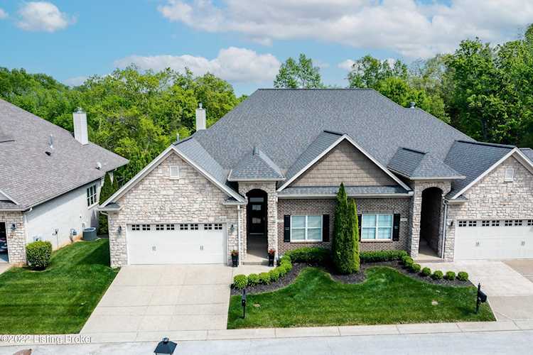 305 Maple Valley Rd Louisville, KY 40245