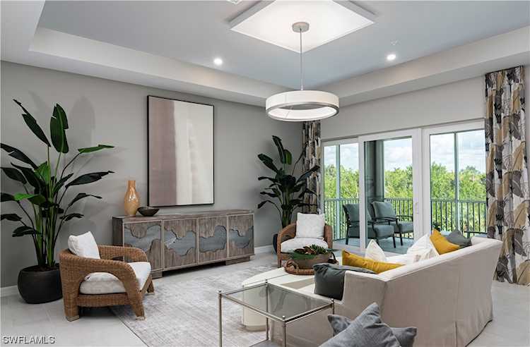233 Indies Drive East #201 Naples, FL 34114