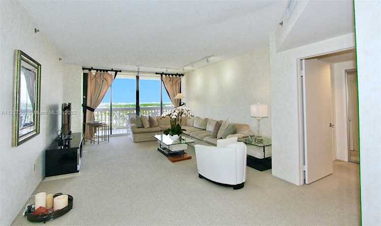 2000 Island Blvd #1603 Aventura, FL 33160