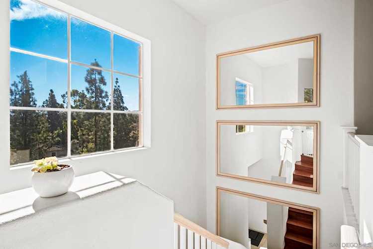 11986 Tivoli Park Row #Unit 2 San Diego, CA 92128