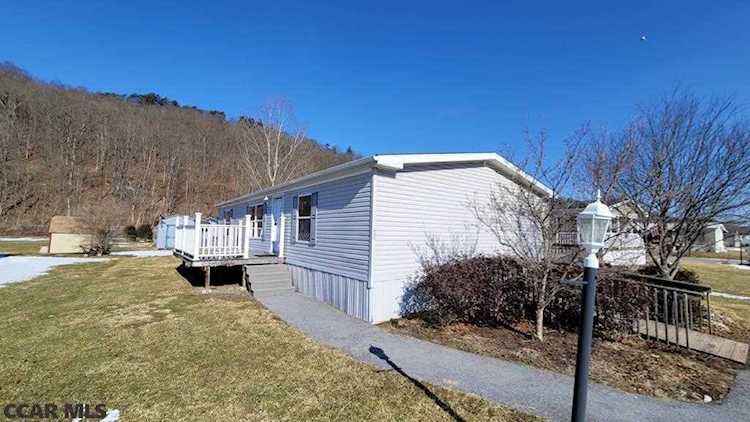 325 Hawk Lane Julian, PA 16844