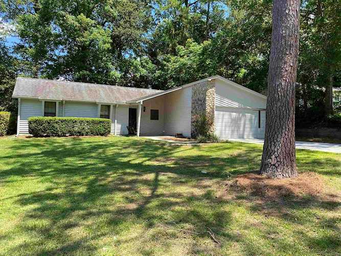 1129 Cross Creek Circle Tallahassee, FL 32301