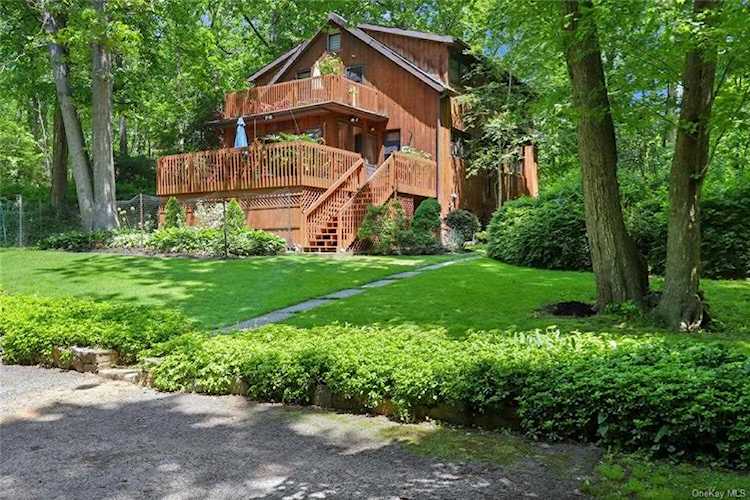 43 Main Street Goldens Bridge, NY 10526