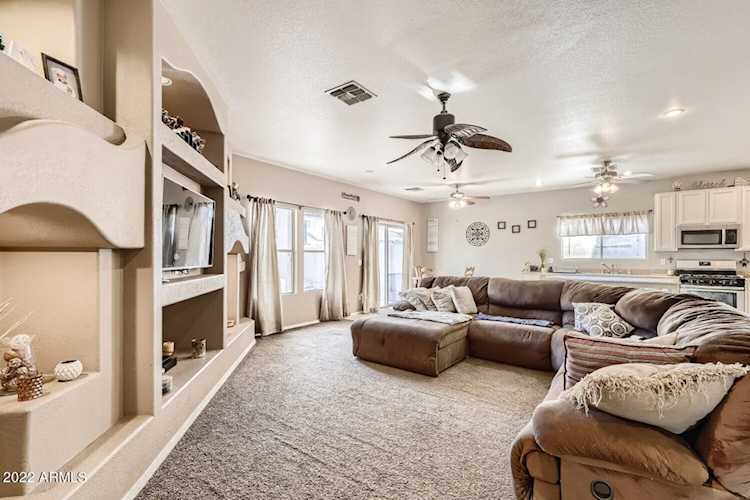 1309 E Beth Drive Phoenix, AZ 85042