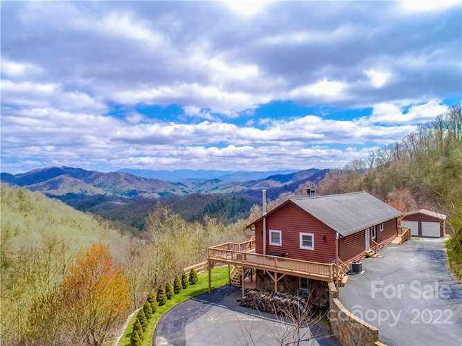 1030 Will Wilson Rd Burnsville, NC 28714