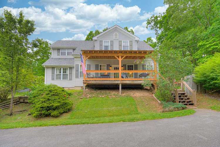 128 Janet St Lewisburg, WV 24901