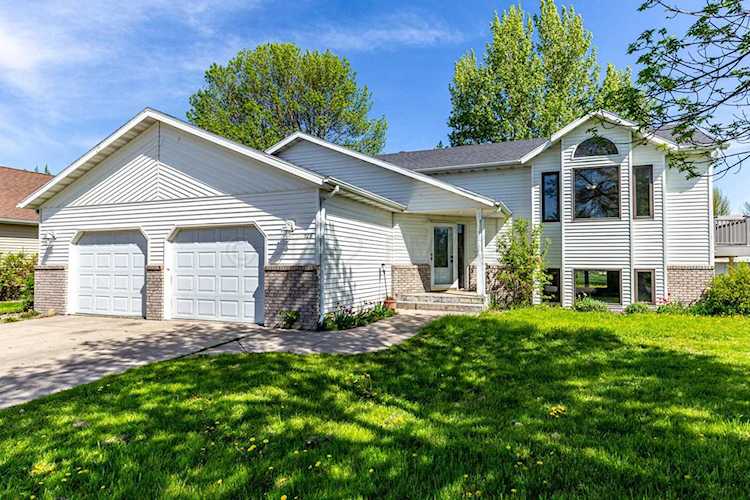 708 7 Ave NE Dilworth, MN 56529 | MLS 22-2491 Photo 1