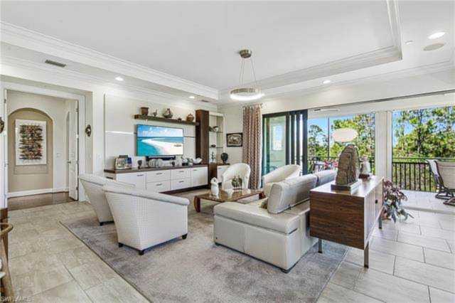 2727 E Tiburon Blvd #202 Naples, FL 34109