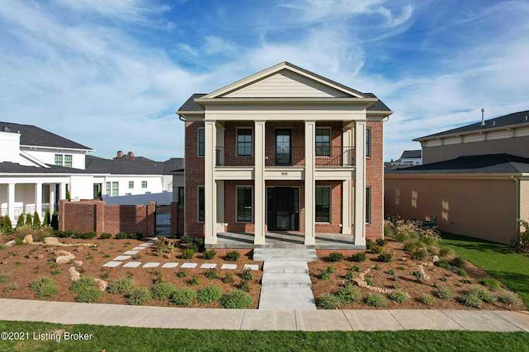 9011 Bergamot Dr Prospect, KY 40059
