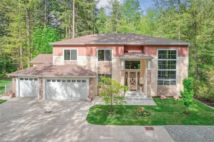 23700 SE 32nd Way Sammamish, WA 98075
