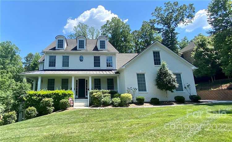 709 Woodcliff Ct Marvin, NC 28173