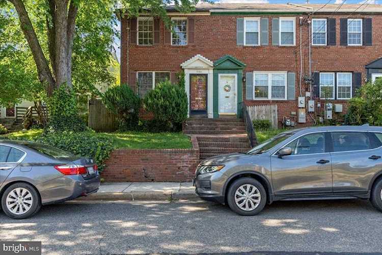 519 Custis Ave E #A Alexandria, VA 22301 | MLS VAAX2012928 Photo 1