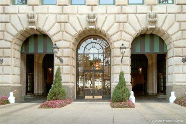 209 E Lake Shore Dr #6E Chicago, IL 60611