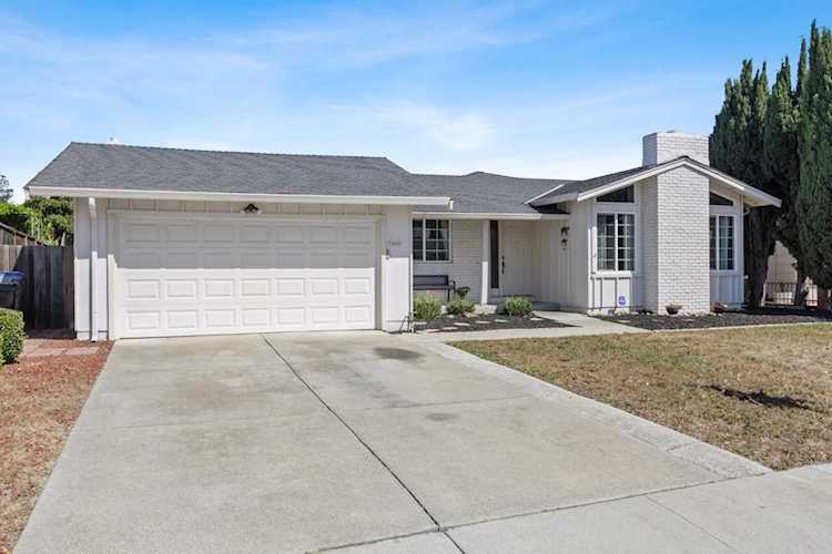 3882 Glengrove Way San Jose, CA 95121