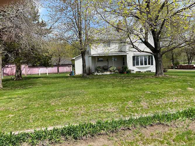 9826 E Point Douglas Road S Cottage Grove, MN 55016