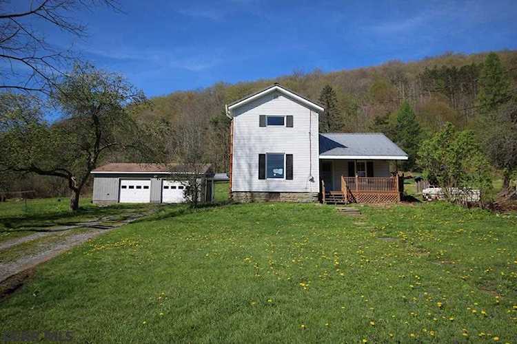 100 S Brooklynside Road Port Alleghany, PA 16743